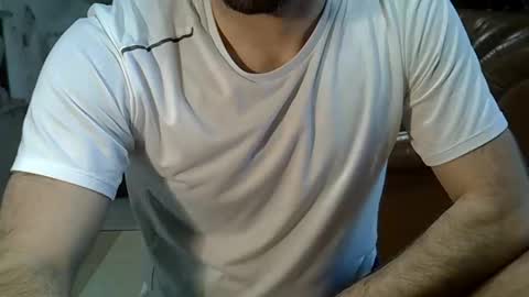 Snapshot of hairydaduncut chatting on 23, 3, 2026 hairydaduncut online show from 23, 3, 2026