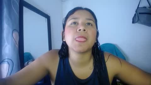 Snapshot of hairygirl83 chatting on 23, 4, 2026 hairygirl83 online show from 23, 4, 2026