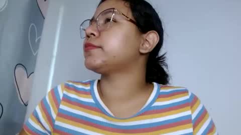 Snapshot of hairygirl83 chatting on 1, 6, 2026 hairygirl83 online show from 1, 6, 2026