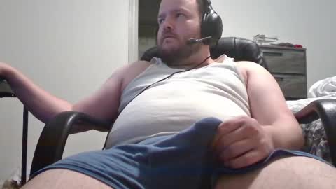 Snapshot of hairymikey chatting on 19, 4, 2026 hairymikey online show from 19, 4, 2026