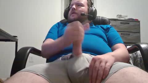 Snapshot of hairymikey chatting on 22, 4, 2026 hairymikey online show from 22, 4, 2026