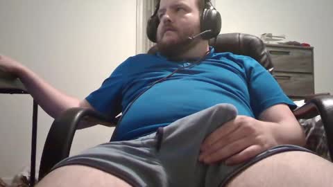Snapshot of hairymikey chatting on 24, 4, 2026 hairymikey online show from 24, 4, 2026