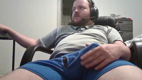 Snapshot of hairymikey chatting on 29, 4, 2026 hairymikey online show from 29, 4, 2026