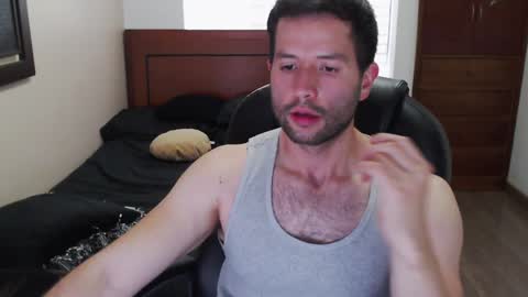 Snapshot of hairyncuteass chatting on 31, 1, 2025 hairyncuteass online show from 31, 1, 2025