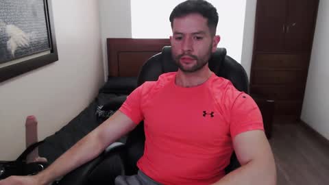 Snapshot of hairyncuteass chatting on 11, 2, 2025 hairyncuteass online show from 11, 2, 2025