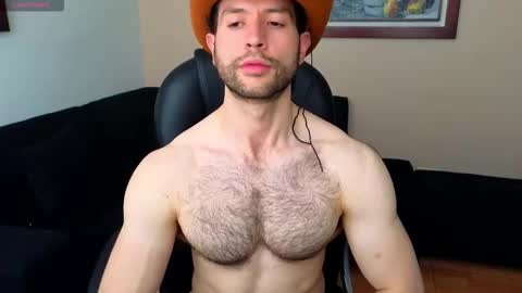 Snapshot of hairyncuteass chatting on 8, 10, 2025 hairyncuteass online show from 8, 10, 2025