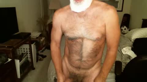 Snapshot of hairypecsguy chatting on 28, 4, 2026 Hairy pecs online show from 28, 4, 2026