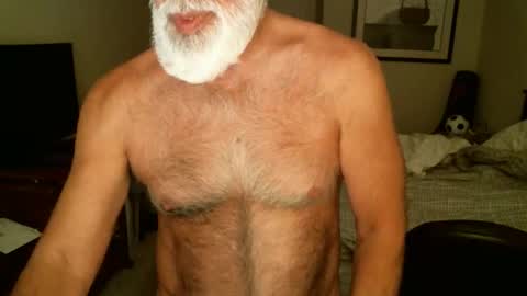 Snapshot of hairypecsguy chatting on 30, 4, 2026 Hairy pecs online show from 30, 4, 2026