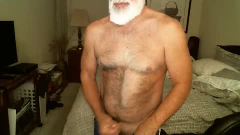 Snapshot of hairypecsguy chatting on 5, 5, 2026 Hairy pecs online show from 5, 5, 2026