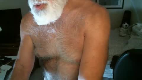 Snapshot of hairypecsguy chatting on 19, 5, 2026 Hairy pecs online show from 19, 5, 2026