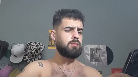 HairyRobXxX online show from 8, 3, 2026