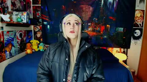 Snapshot of hakudoll chatting on 18, 4, 2026 Haku online show from 18, 4, 2026