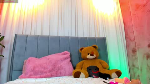 Haku Please help me with your thumbs up its important  online show from 21, 1, 2025