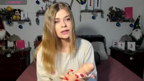 Snapshot of haleyreedme chatting on 23, 12, 2025 Haley online show from 23, 12, 2025