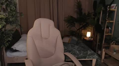 Mary online show from 13, 11, 2025