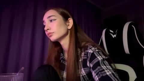 Holly online show from 25, 11, 2025