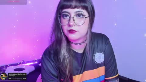 Snapshot of hallucigenia_sparza chatting on 17, 6, 2026 Hallu online show from 17, 6, 2026