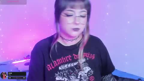 Snapshot of hallucigenia_sparza chatting on 17, 7, 2026 Hallu online show from 17, 7, 2026