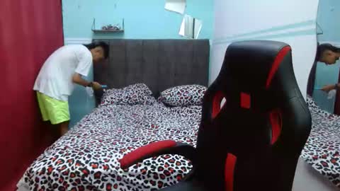 Snapshot of hamcummboy20 chatting on 1, 11, 2025 hamcummboy20 online show from 1, 11, 2025