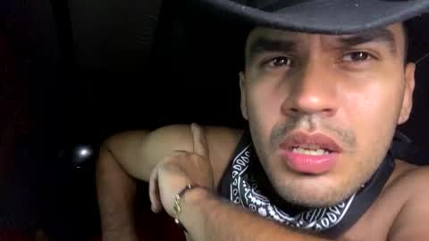 Snapshot of hamiltong12 chatting on 13, 10, 2025 hamiltong12 online show from 13, 10, 2025