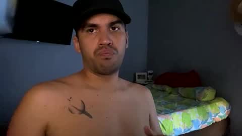 Snapshot of hamiltong12 chatting on 26, 10, 2025 hamiltong12 online show from 26, 10, 2025