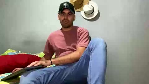 Snapshot of hamiltong12 chatting on 25, 11, 2025 hamiltong12 online show from 25, 11, 2025