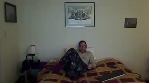 Snapshot of hammerthatthang73 chatting on 12, 11, 2025 hammerthatthang73 online show from 12, 11, 2025