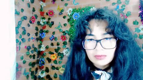 Snapshot of han_deus chatting on 11, 1, 2025 HANMy Dears make sure to follow me here create a FREE account if you dont have one and chat thank you. online show from 11, 1, 2025