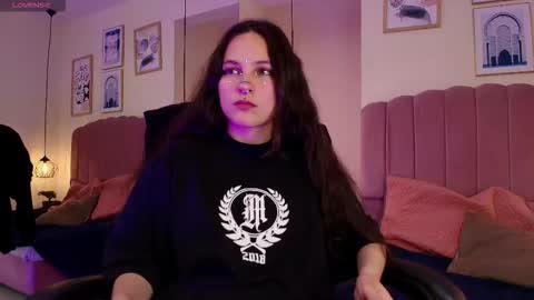 hanabie_ online show from 15, 1, 2026