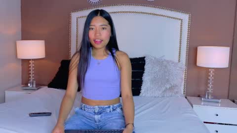 Snapshot of hanaluna chatting on 15, 4, 2026 Hanna online show from 15, 4, 2026