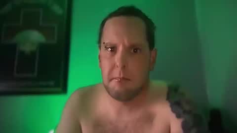 Snapshot of hand_banana_420 chatting on 13, 10, 2025 hand_banana_420 online show from 13, 10, 2025