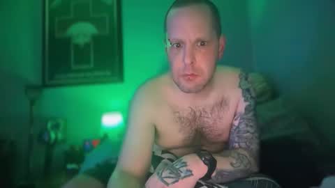 Snapshot of hand_banana_420 chatting on 29, 4, 2026 hand_banana_420 online show from 29, 4, 2026