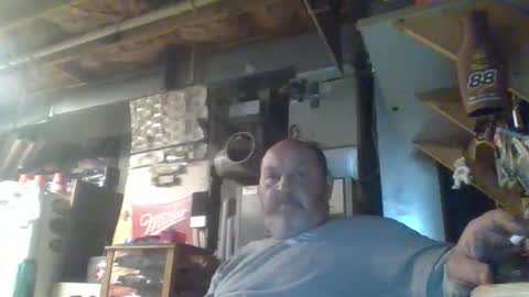 Snapshot of handiemanhere chatting on 1, 5, 2026 naked man online show from 1, 5, 2026