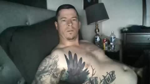 Snapshot of handofmeat11 chatting on 17, 12, 2025 Hand of meat online show from 17, 12, 2025