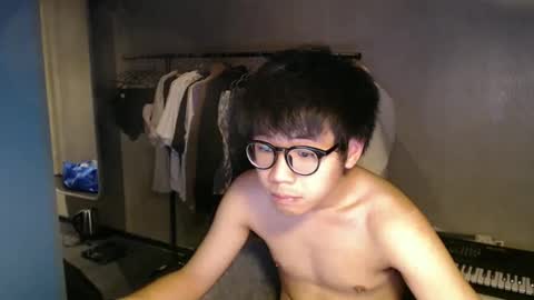 handsome_mannn online show from 25, 10, 2025