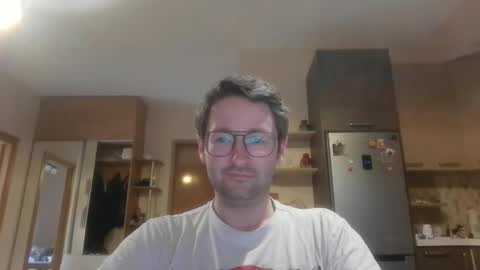 Snapshot of handsome_sasha chatting on 4, 2, 2025 Sasha online show from 4, 2, 2025