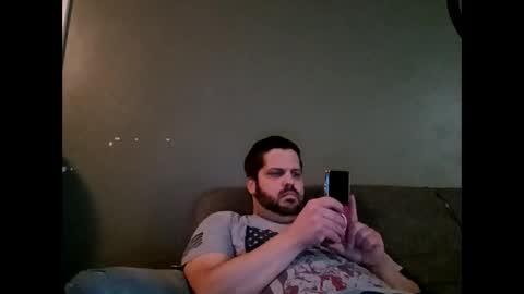 Snapshot of handsomedaddy198923 chatting on 13, 10, 2025 handsomedaddy198923 online show from 13, 10, 2025