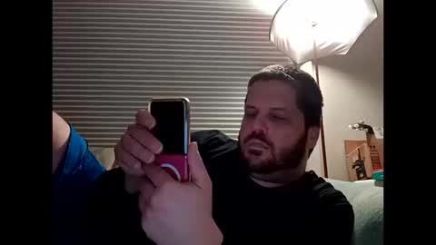 Snapshot of handsomedaddy198923 chatting on 14, 10, 2025 handsomedaddy198923 online show from 14, 10, 2025