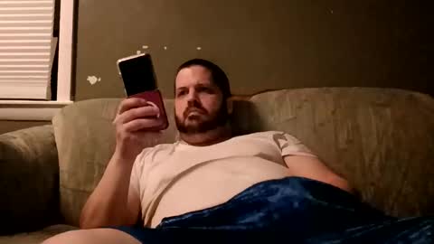 Snapshot of handsomedaddy198924 chatting on 24, 4, 2026 Handsomedaddy198923 online show from 24, 4, 2026