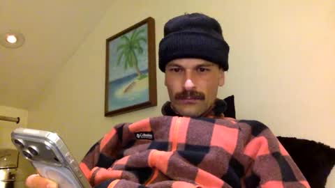 Snapshot of handsomedevilllll chatting on 2, 5, 2026 handsomedevilllll online show from 2, 5, 2026