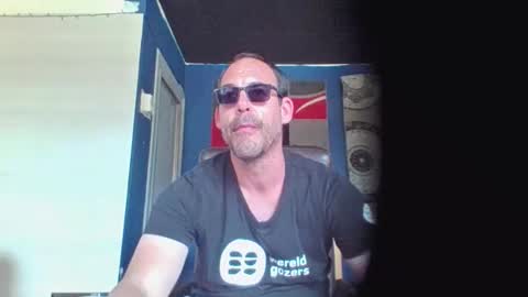 Snapshot of handsomeguy4ever chatting on 24, 4, 2026 handsomeguy4ever online show from 24, 4, 2026