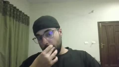 Snapshot of handsomemfker chatting on 21, 2, 2026 Pakicock online show from 21, 2, 2026