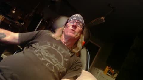 Snapshot of handyman5303 chatting on 17, 2, 2025 Handystudman online show from 17, 2, 2025