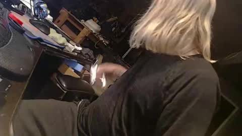 Snapshot of handystud33 chatting on 23, 4, 2026 handystud33 online show from 23, 4, 2026