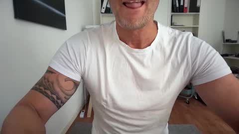 hanky online show from 15, 9, 2025