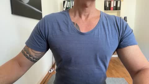 hanky online show from 28, 9, 2025