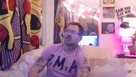 Snapshot of hankrams chatting on 7, 4, 2026 hank rams online show from 7, 4, 2026