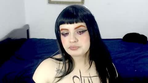 Snapshot of hanna99moon chatting on 3, 10, 2025 JUANA online show from 3, 10, 2025