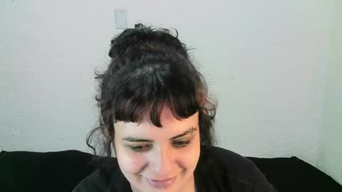 Snapshot of hanna99moon chatting on 8, 4, 2026 JUANA online show from 8, 4, 2026