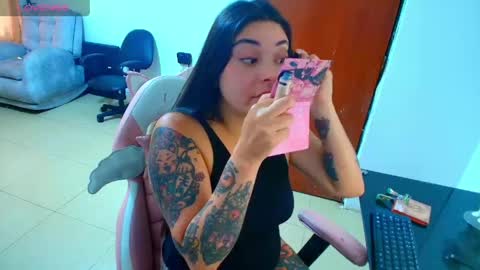 Snapshot of hanna__11_ chatting on 27, 5, 2026 Hanna online show from 27, 5, 2026